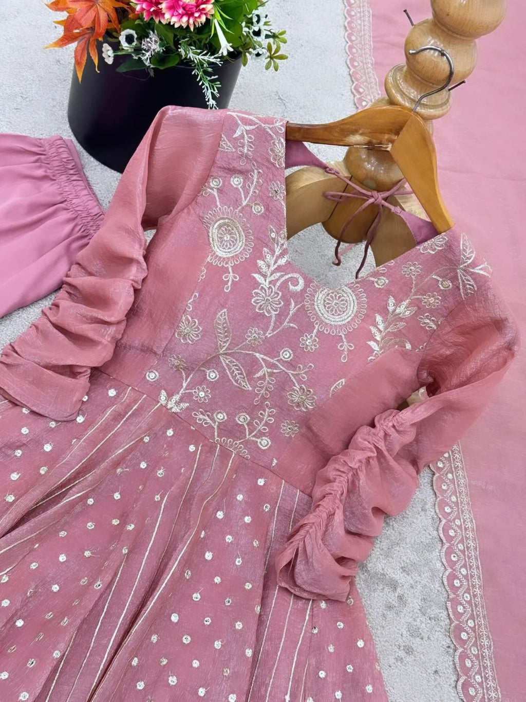 🌸💖 NEW PINK COLOR EMBROIDERY WORK GOWN SET 💖🌸
