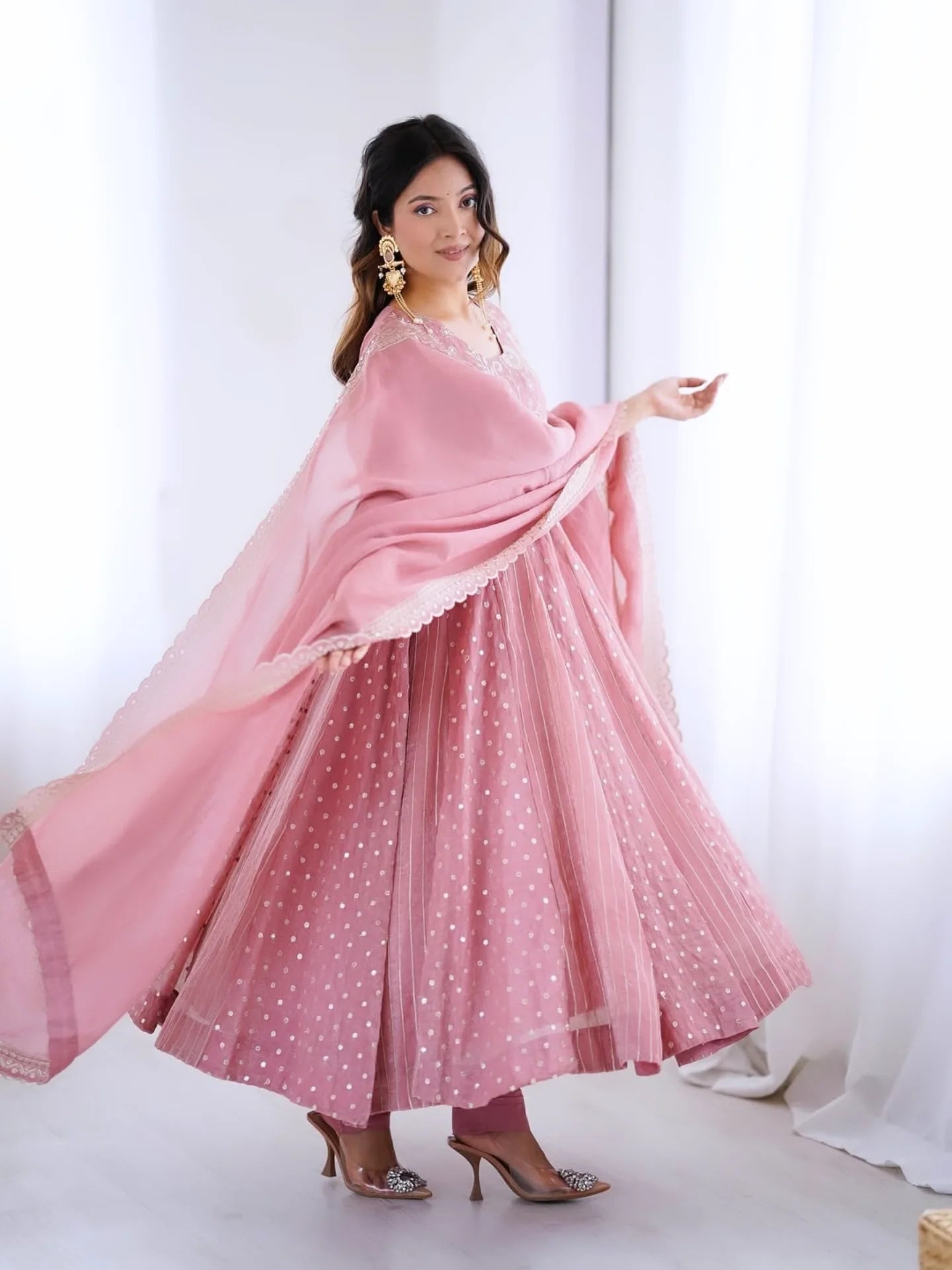 🌸💖 NEW PINK COLOR EMBROIDERY WORK GOWN SET 💖🌸
